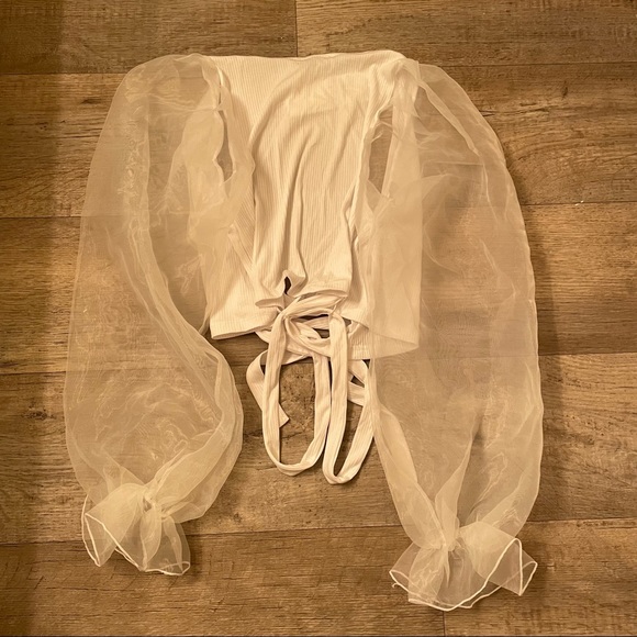 NWT Zara white wrap top with sheer organza puff sleeve - Picture 9 of 10